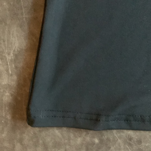 ⭐️Womens Large Graphic Design Top - Picture 6 of 6